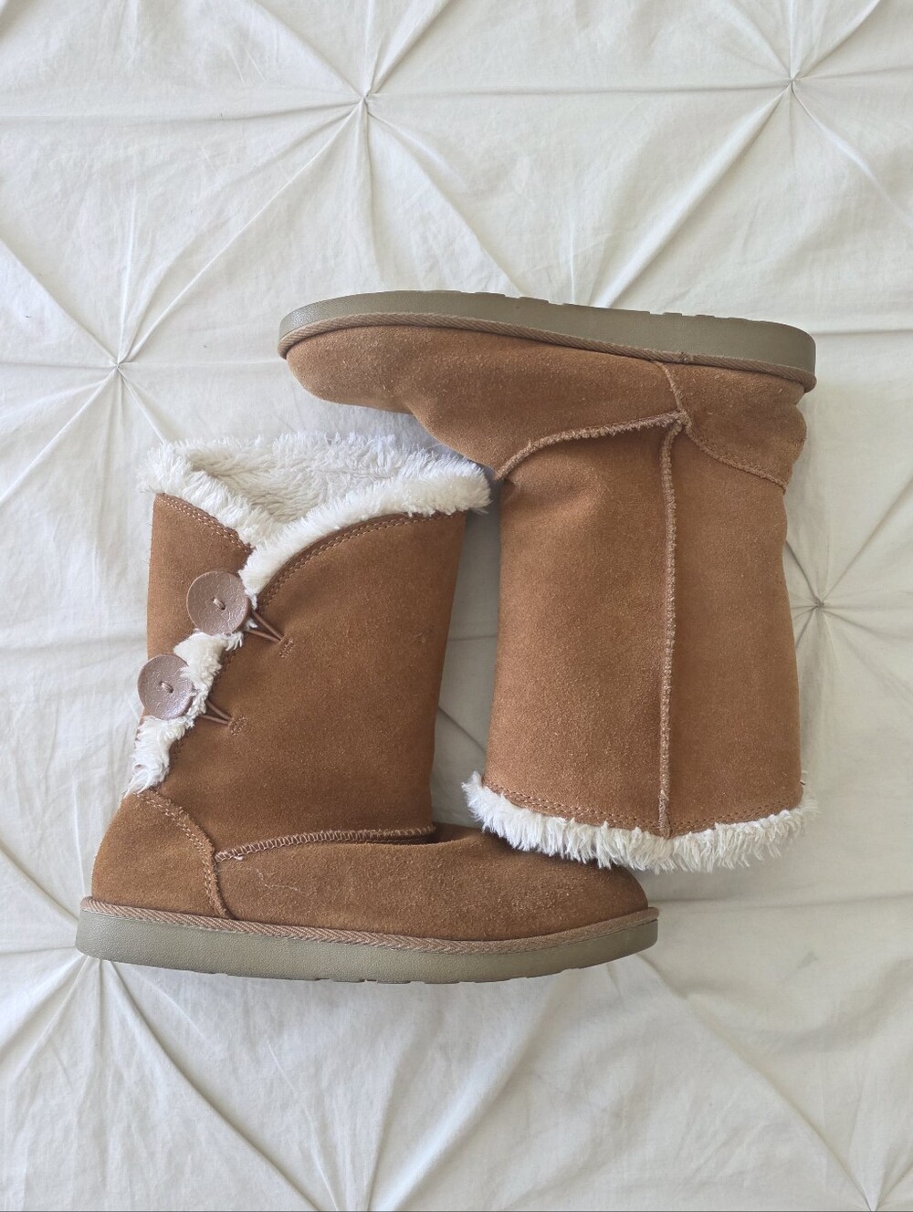 Kohl’s 100% Leather Faux Fur Lined Winter Boots